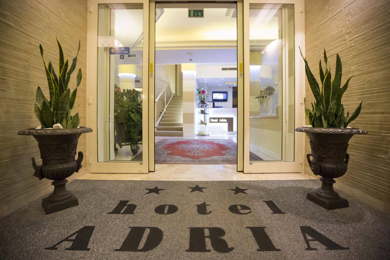 Hotel Adria Sul Mare Каорле Екстериор снимка